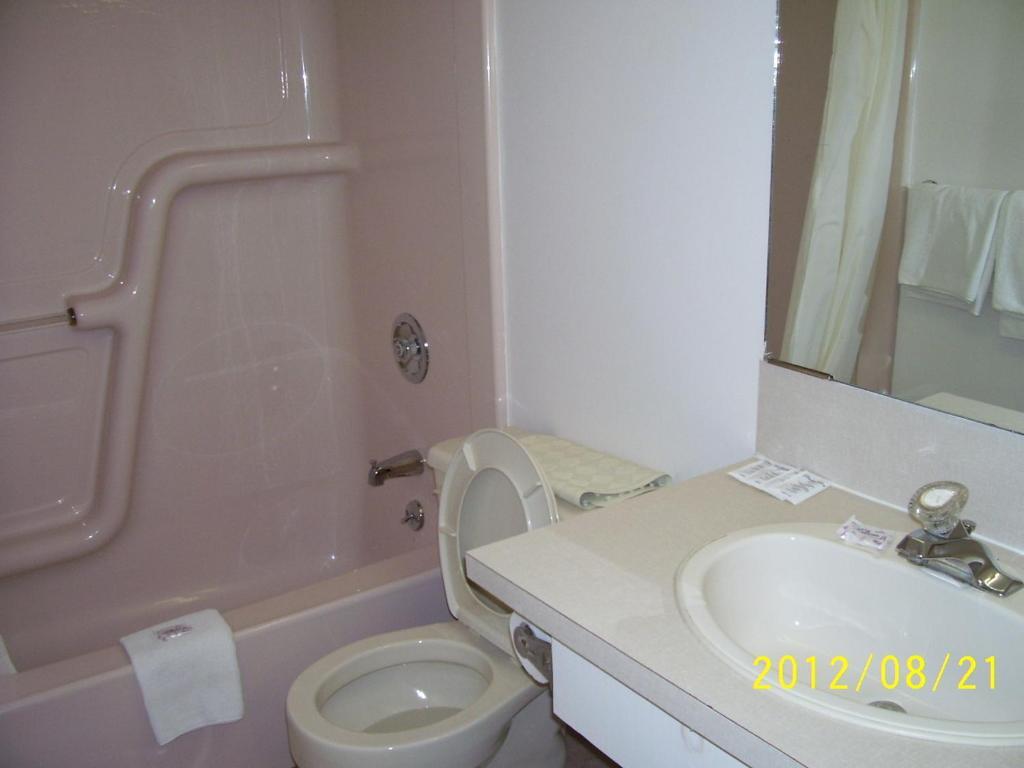 Crystal Inn Niagara Falls Rom bilde