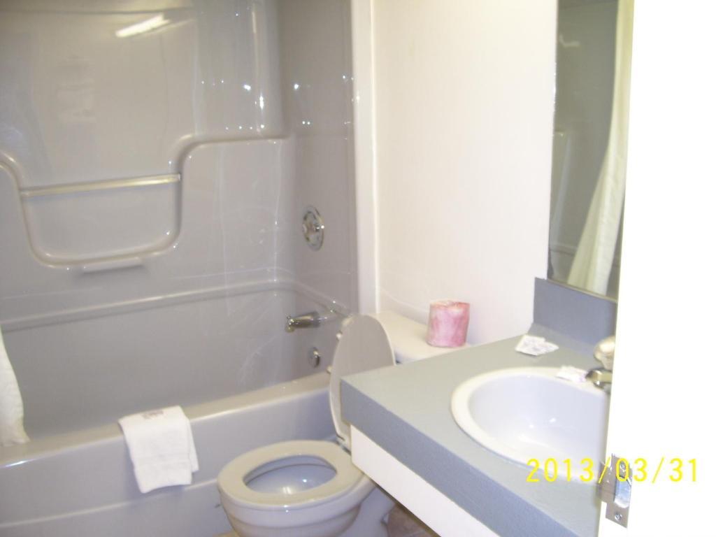 Crystal Inn Niagara Falls Rom bilde